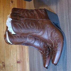 Ariat Chandler Bootie - Brown